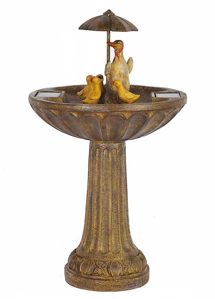 Solar Powered Duck Family Umbrella Garden Bird Bath Fountain Freemans